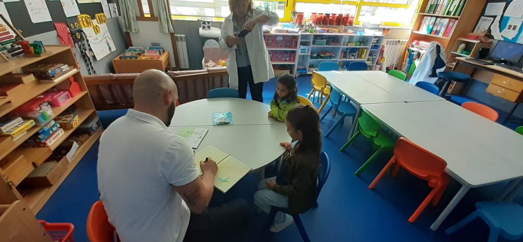 Semana da Leitura nas BE do AETAVE – encontro com o escritor famalicense Ivo Arantes na BE da EB Oliveira S. Mateus