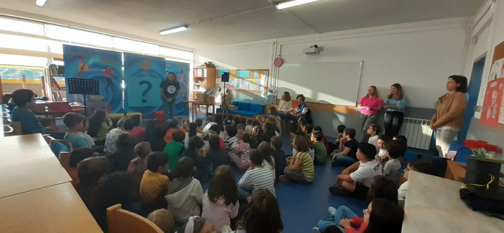 Concerto Literário na BE da EB Oliveira São Mateus  para comemoração do Mês Internacional das Bibliotecas Escolares