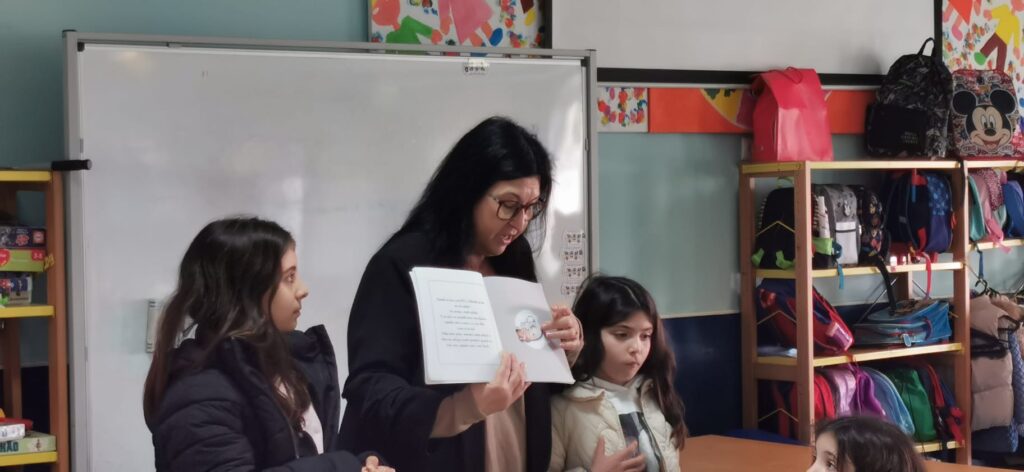 Visita da autora Ana Paula Neto à EB Delães para apresentação do livro de literatura infantil “Carolina e Sebastião”