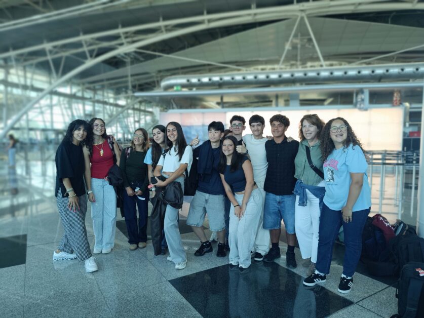 Juventude sem Barreiras: Alunos do AETA estão em Intercâmbio Erasmus+ pela Inclusão na Bélgica