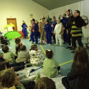 Crianças do JI Bairro assistem a Teatro Inclusivo na APPACDM