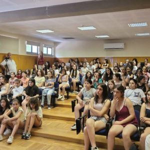 Auditório Cheio e Muita Inspiração na 1.ª Sessão de Mentoria “She STEMS The Future”