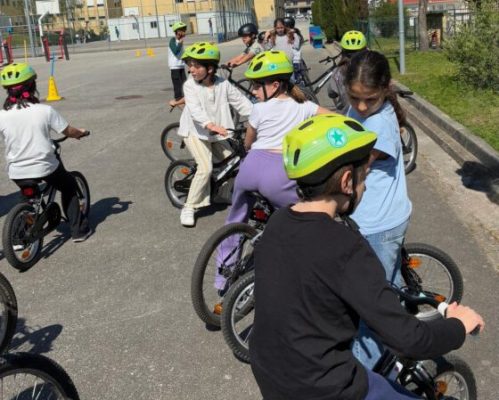 Alunos do 4º ano da EB Bairro visitam a escola sede do Agrupamento Terras do Ave