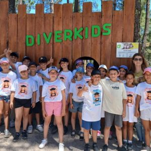 Finalistas de 4.º ano da EB Carreira visitam o DiverLanhoso