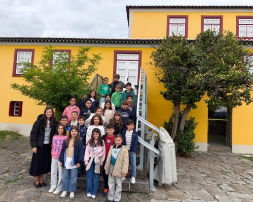 EB de Riba de Ave visita a Casa de Camilo Castelo Branco