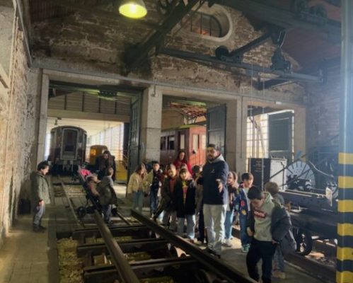 Alunos da G2B, EB Bairro, visitam o Museu Ferroviário