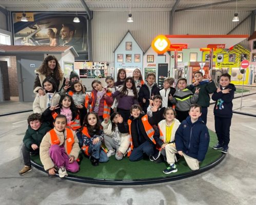 Alunos da EB de Ruivães visitam Escola de Educação Rodoviária