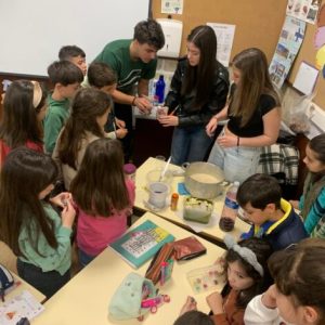 “Jovens cientistas” criam tintas sustentáveis na EB de Delães