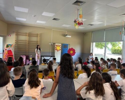 EB de Ruivães recebe a Flor Misteriosa