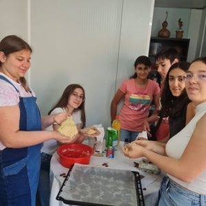 Semana da Gastronomia Celebrada com Entusiasmo em Atividade “MasterChef Júnior”
