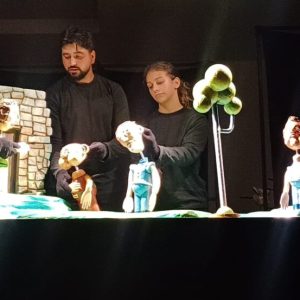 Teatro de marionetas “Maria Moisés”